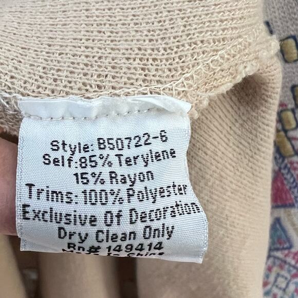 NEW Johnny Was BIYA Embroidered Longline Knit Vest XL Draped Boho Patch Pockets - Picture 9 of 9